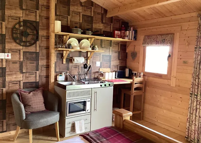 Auchenlea Lodges